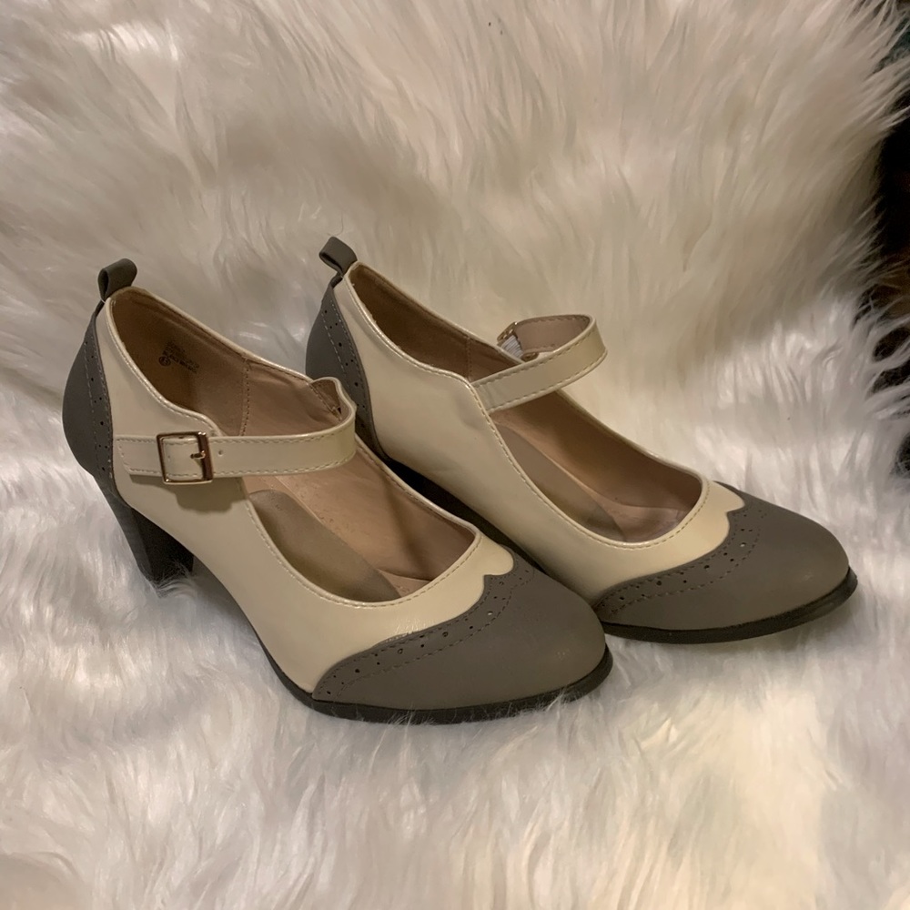 Chloe and chase wing tip heel